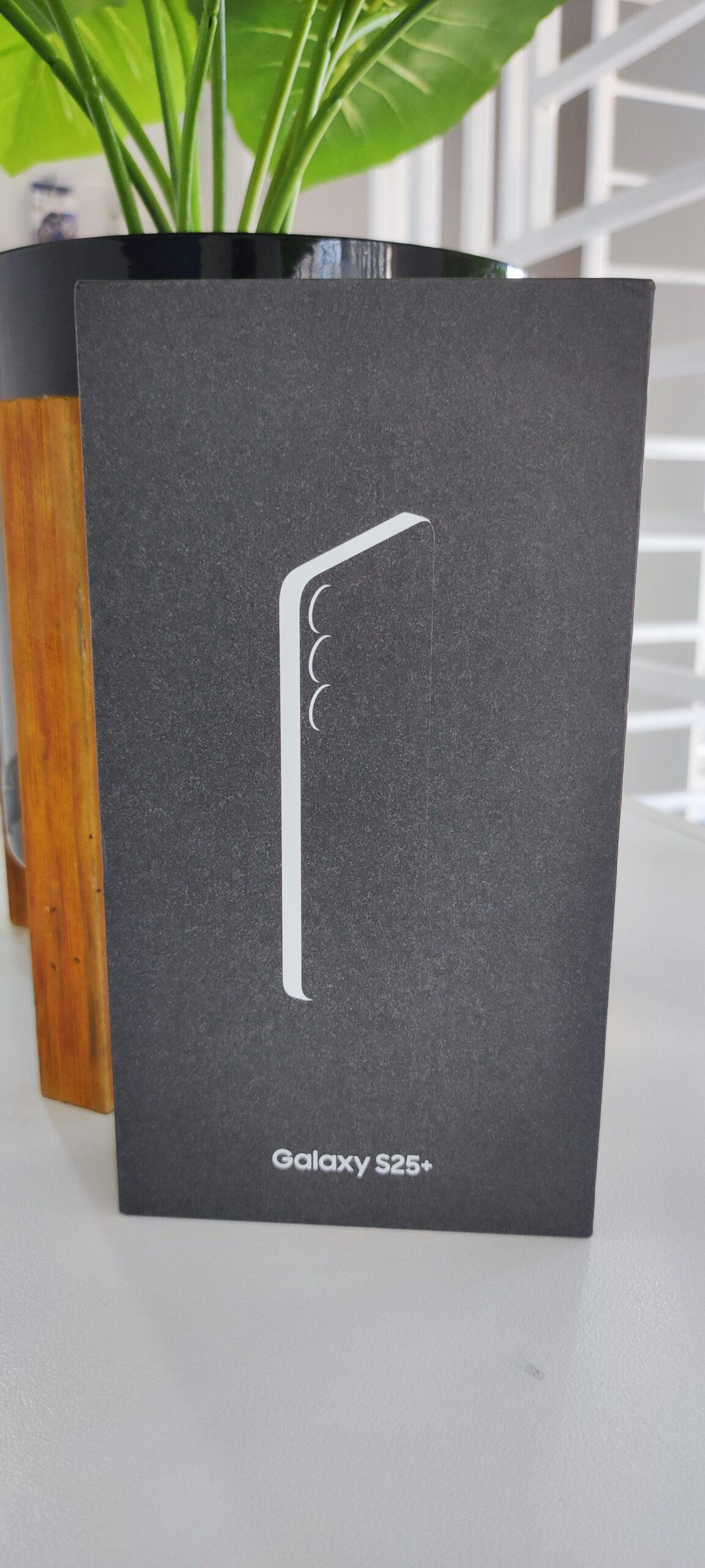 Samsung Galaxy S25+ (Brand New, Sealed)