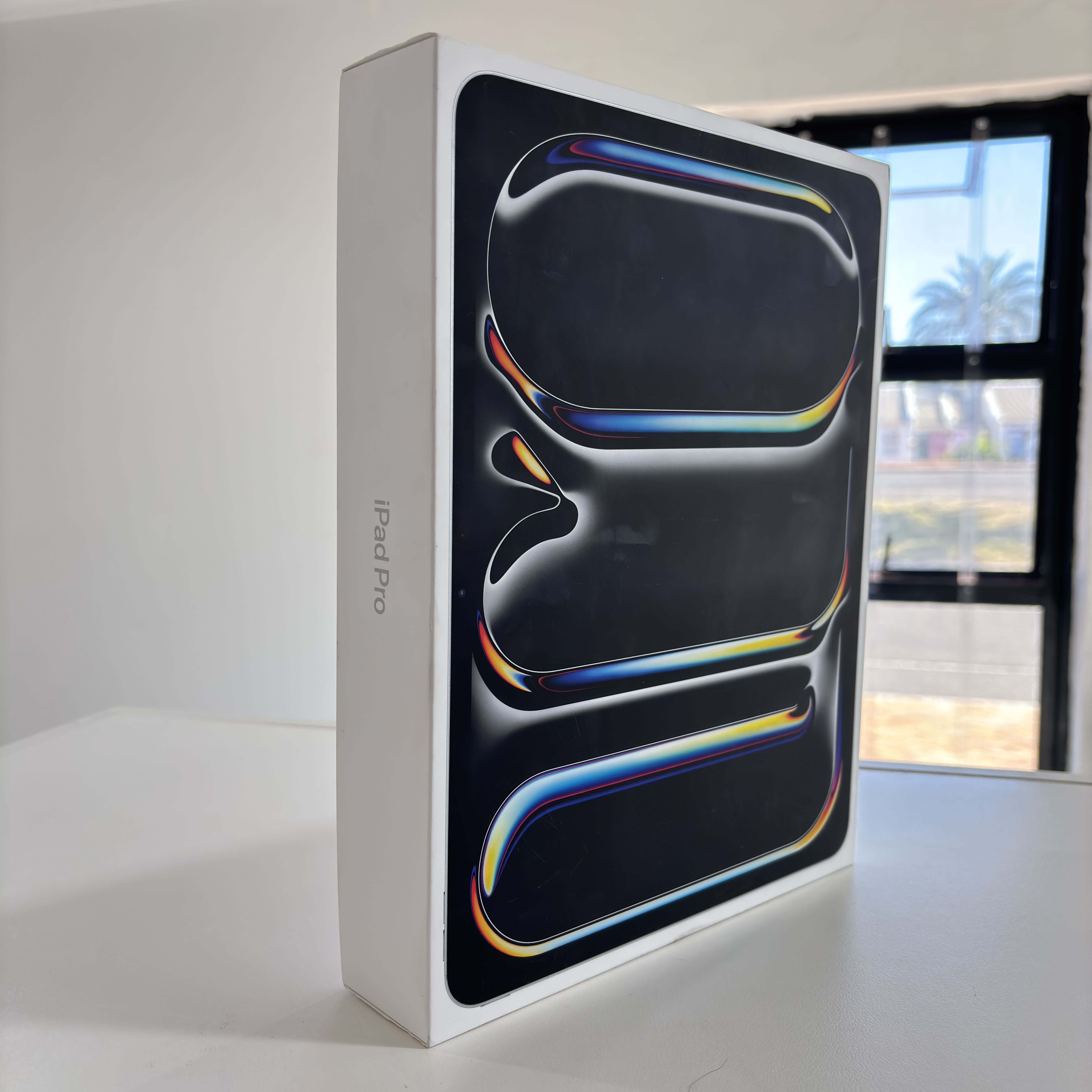iPad Pro 13-inch (M4) Wi-Fi + Cellular